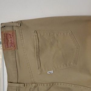 Women's beige 311 shaping skinny Levi's jeans 35" waist